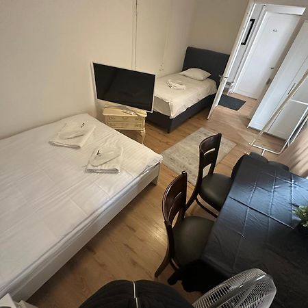 Bed and Breakfast Ntn House à Saint-Gall Extérieur photo
