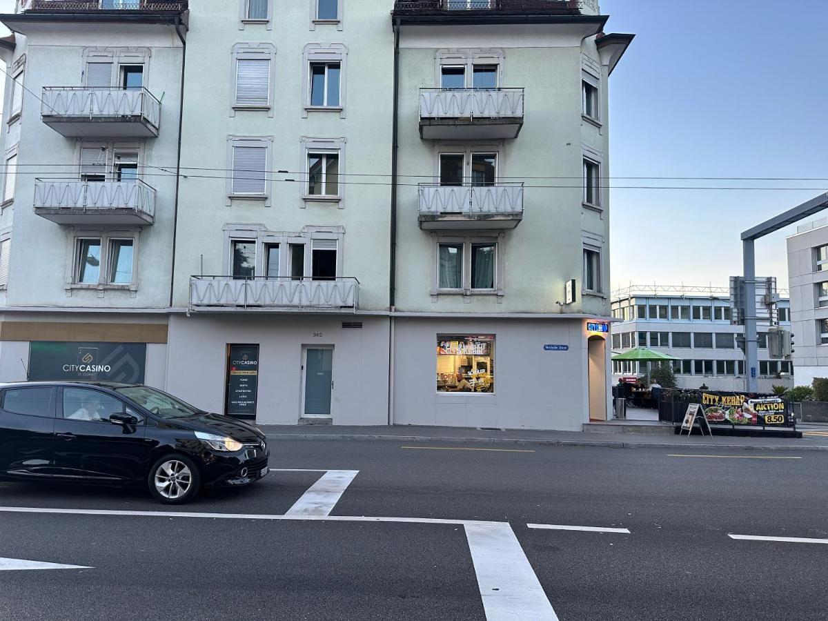 Bed and Breakfast Ntn House à Saint-Gall Extérieur photo