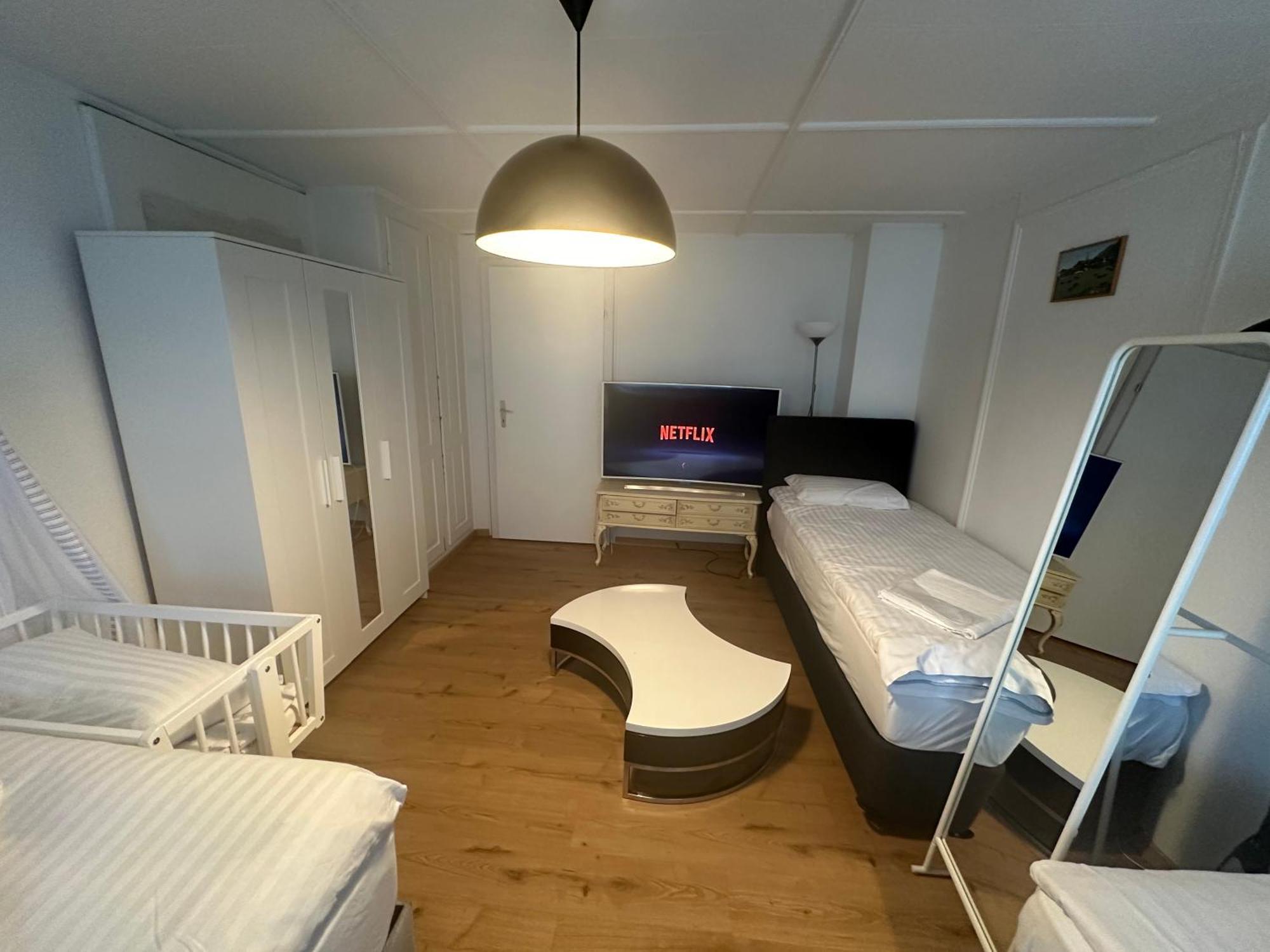 Bed and Breakfast Ntn House à Saint-Gall Extérieur photo