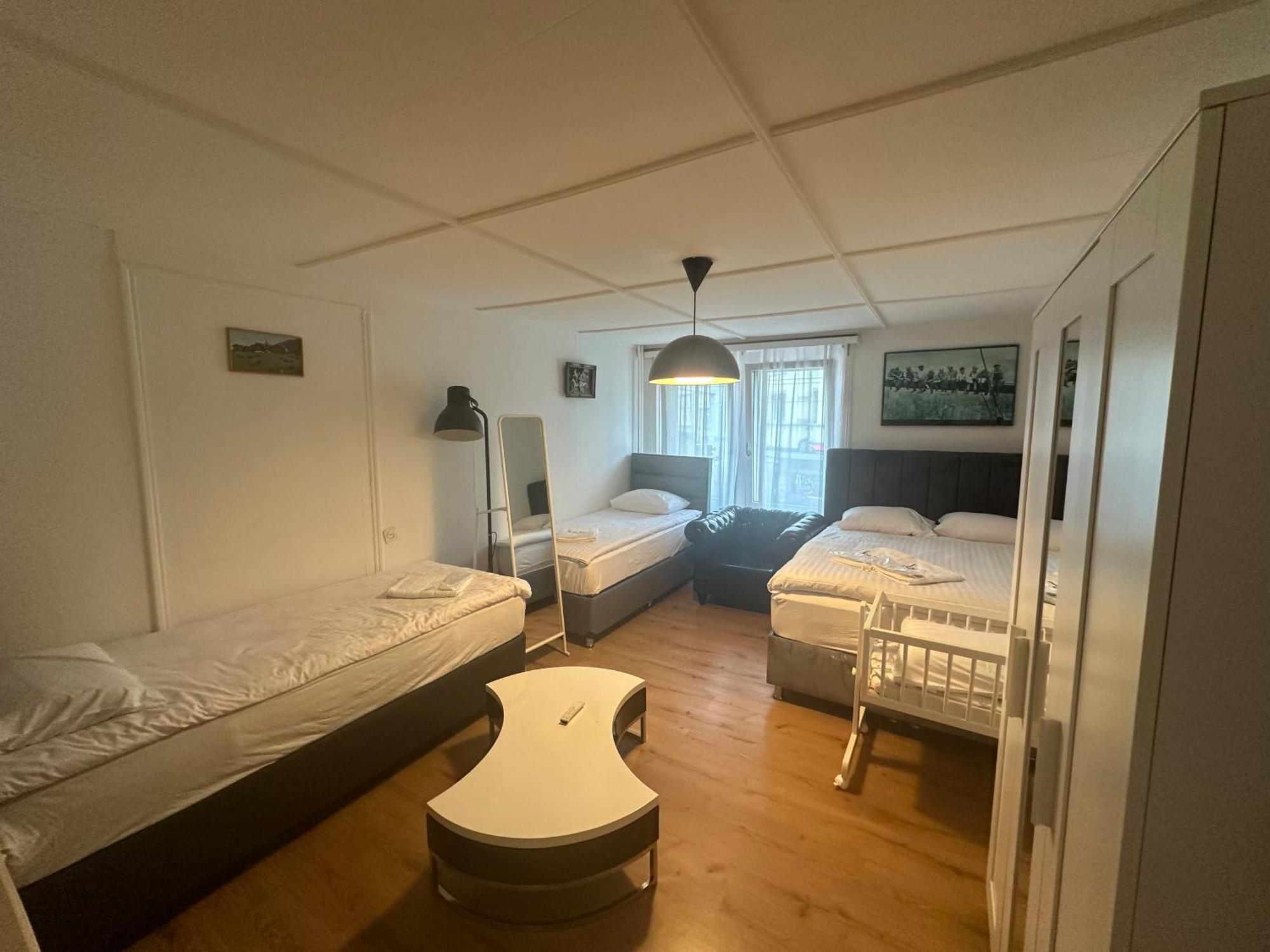 Bed and Breakfast Ntn House à Saint-Gall Extérieur photo